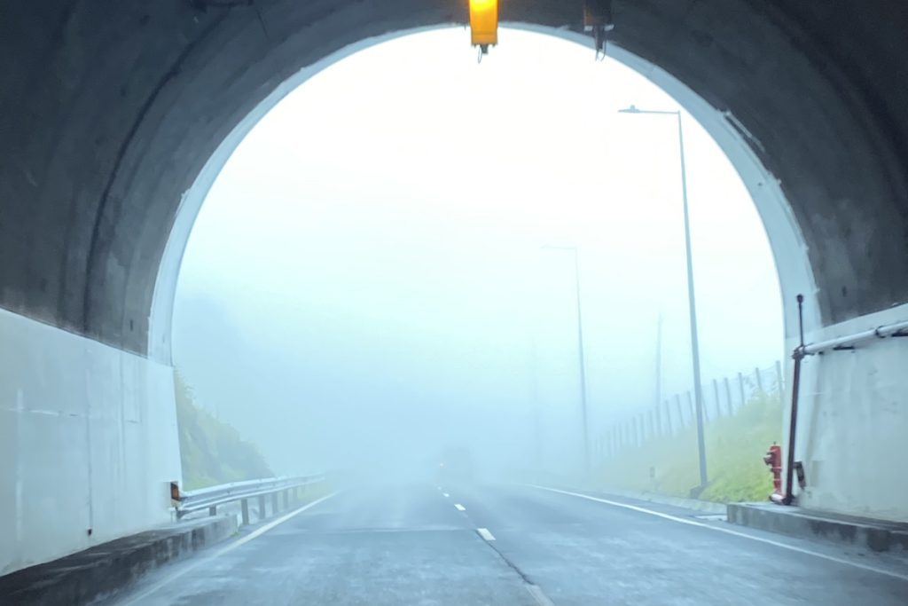 foggy weather tunel exit