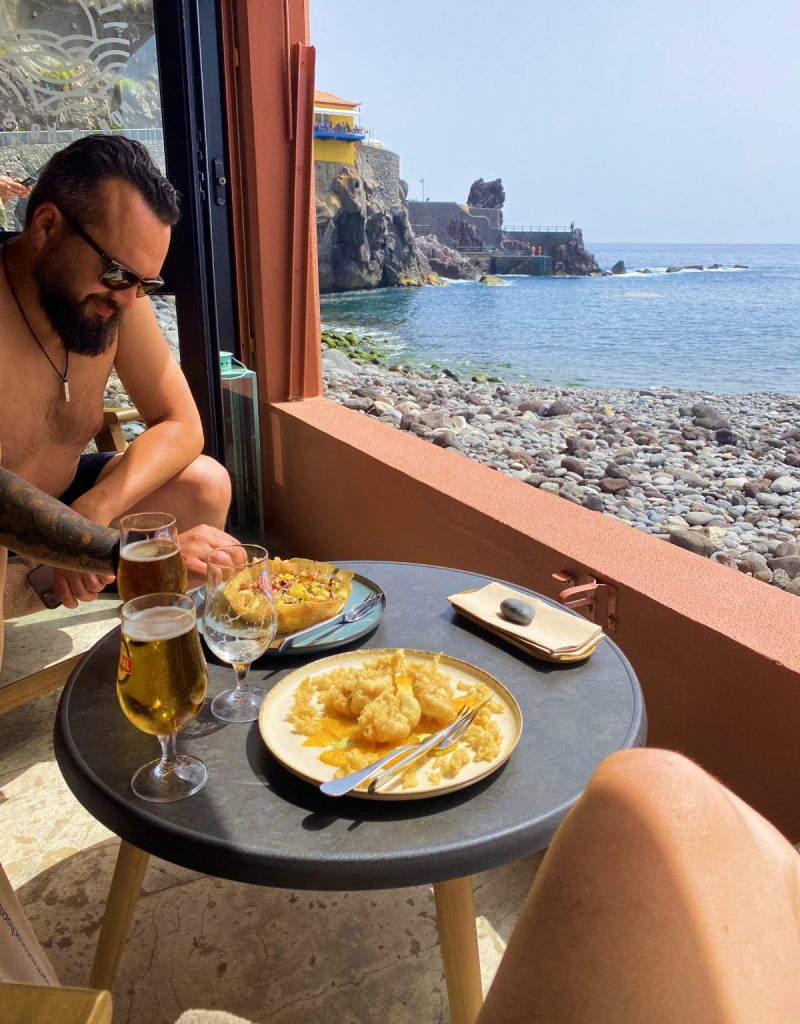 staying in ponta do sol